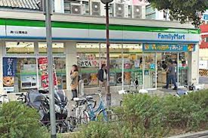 プラーフ湊川の周辺