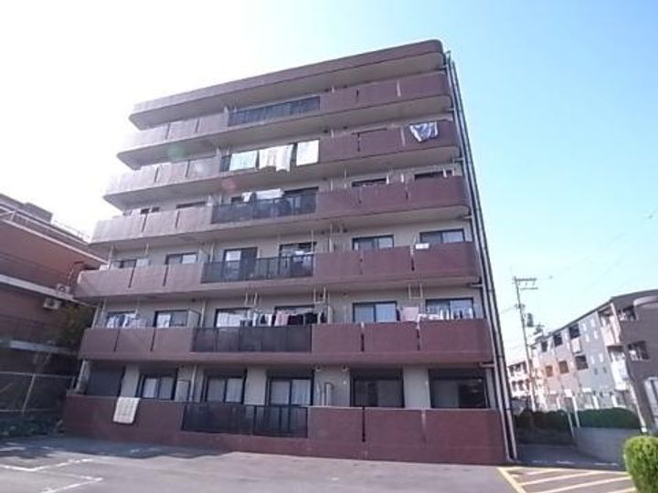 グランキーファーの外観