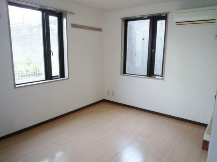 静岡県静岡市駿河区谷田(マンション)の賃貸物件の居間