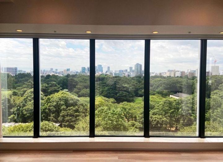 ザ・パークハウス新宿御苑の居間