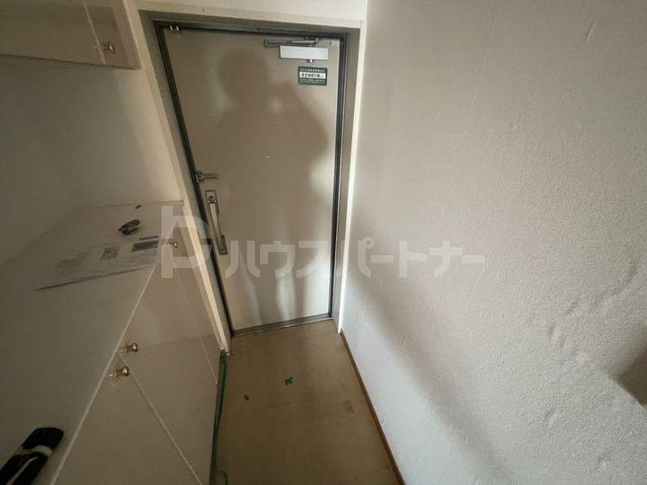 リーベスト東中山の玄関