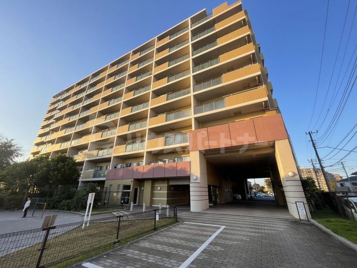 リーベスト東中山の外観