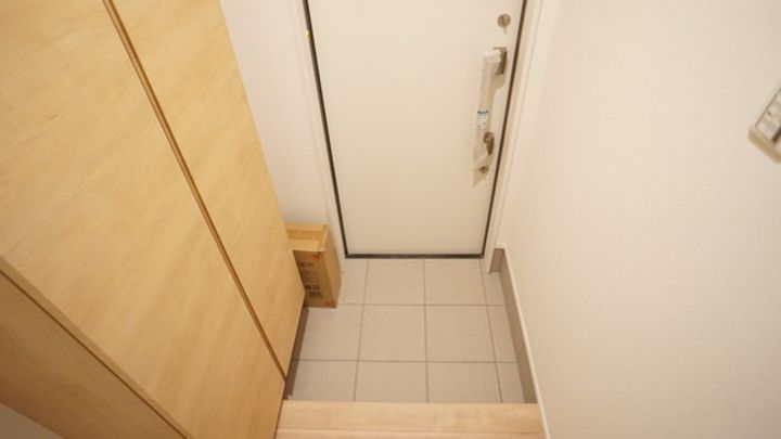 三重県鈴鹿市江島町(一戸建)の賃貸物件の玄関