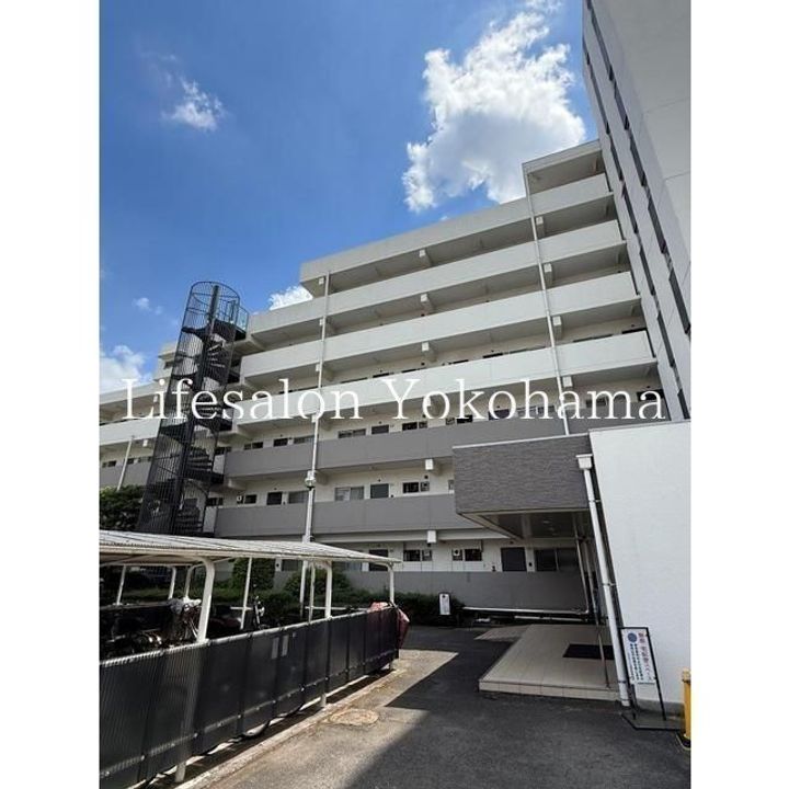 神奈川県横浜市神奈川区松見町1(マンション)の賃貸物件の外観