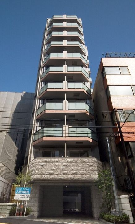 東京都新宿区箪笥町(マンション)の賃貸物件の外観