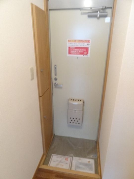 コーポ94の玄関