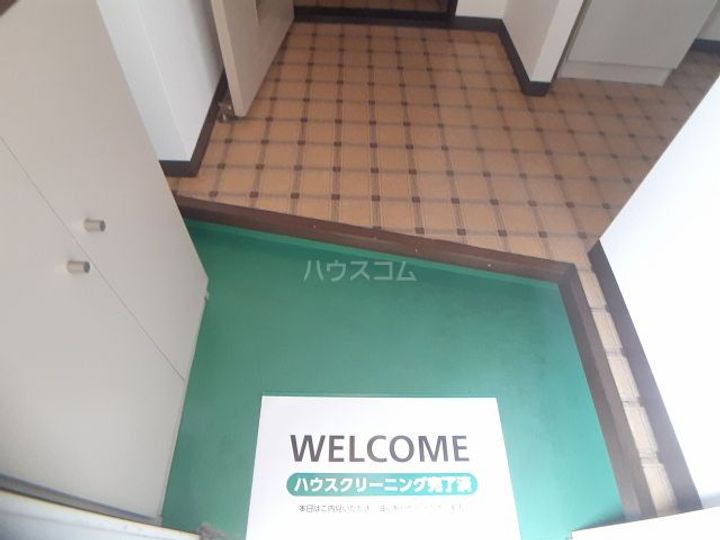 フレグランス978の玄関