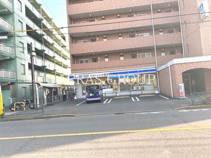 カリーノの周辺