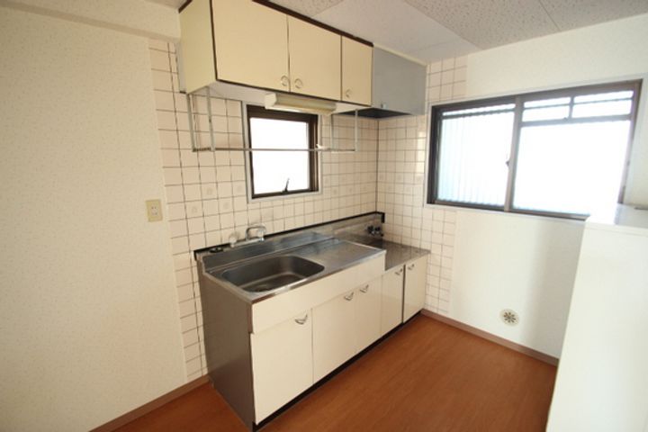 ピープルタウン八幡のキッチン