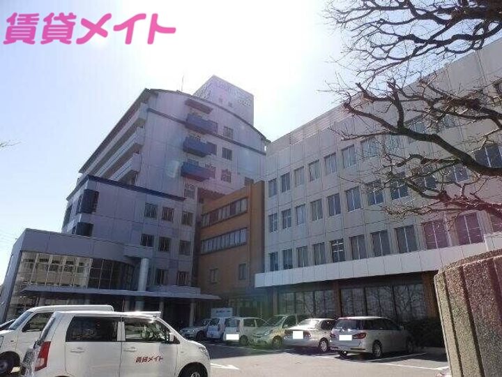 シュエット・エムBの周辺