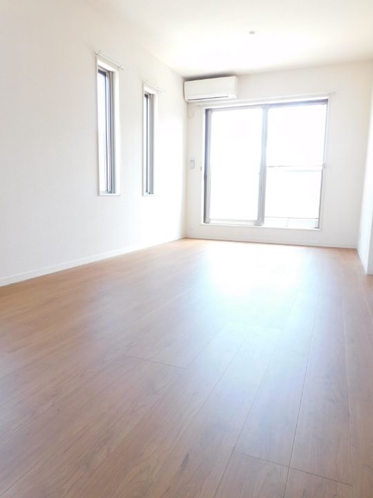 オランジュリーの居間