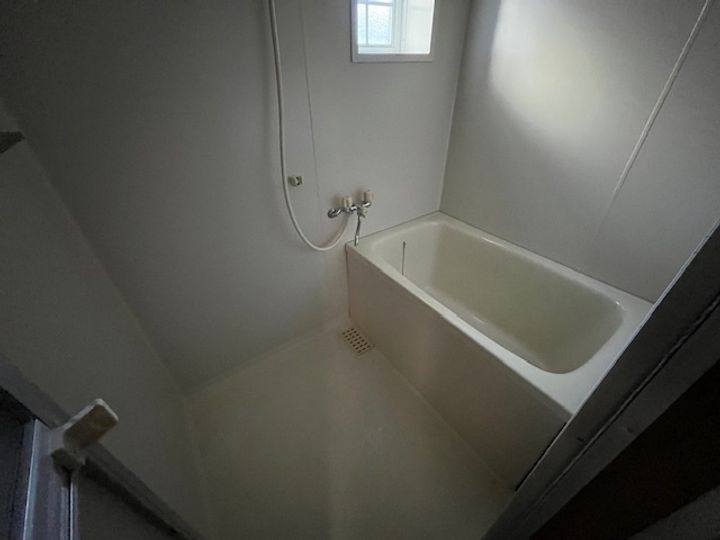 ファーストエイト燕沢の風呂