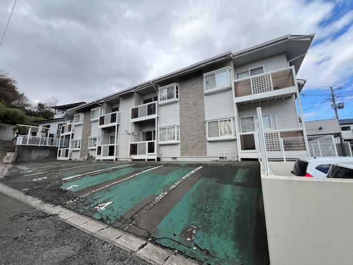 ファーストエイト燕沢の外観