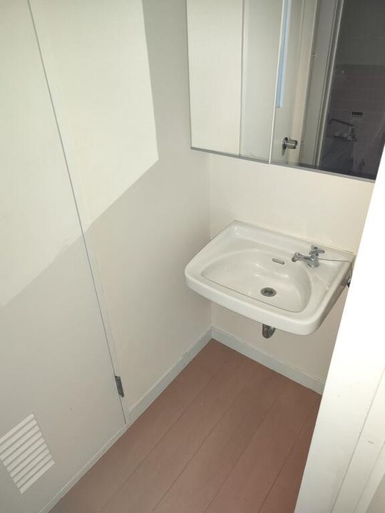 第三長門ビルの内装