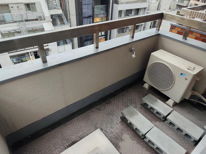 第三長門ビルの内装