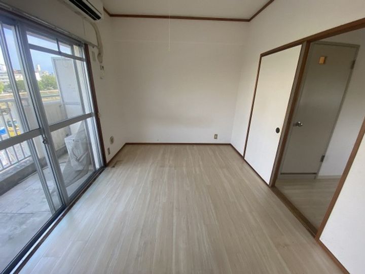 エム・シービルの内装