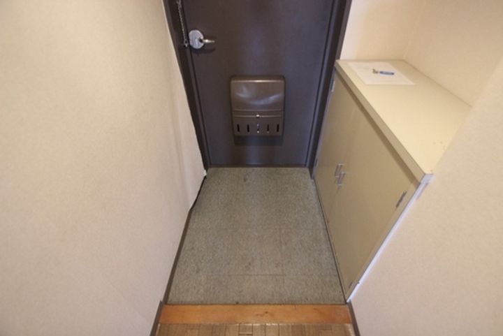 エム・シービルの玄関