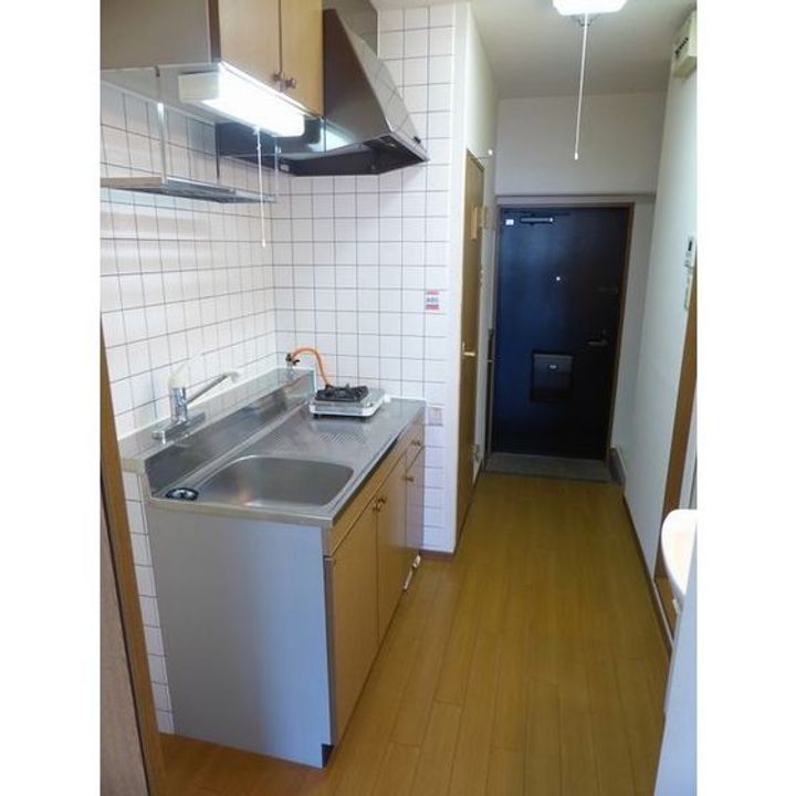 岡山県岡山市北区国体町の賃貸マンションのキッチン