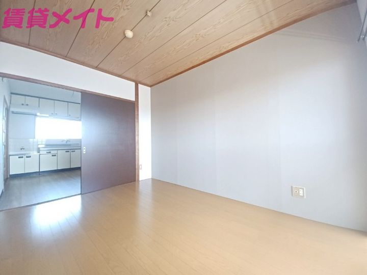 第三コーポ優珈里の内装