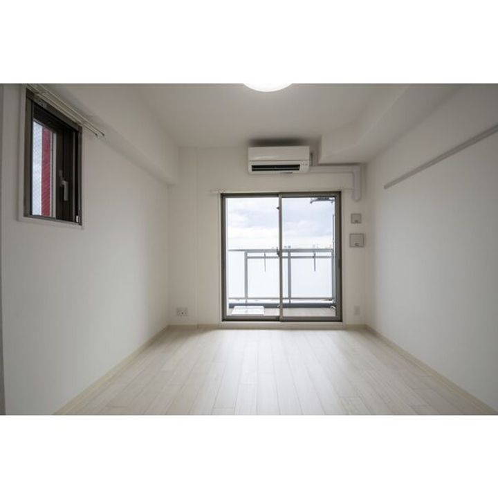 大阪府大阪市東淀川区西淡路4(マンション)の賃貸物件の居間