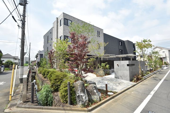 アルフラット万願寺の外観