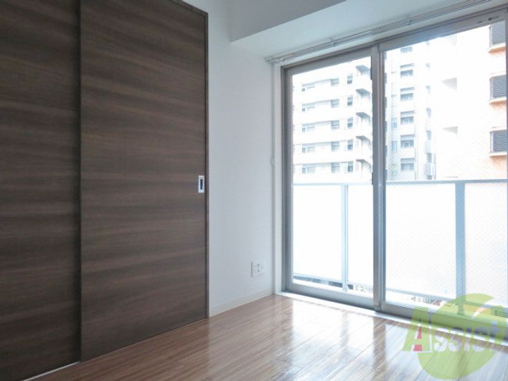 ONE HOUSE 上杉の内装