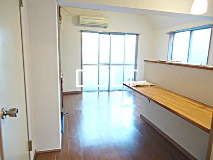 東京都豊島区巣鴨2(マンション)の賃貸物件の居間