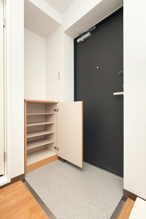 エクセレンス・天神通の玄関