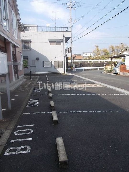 クレストールコハクBの地図