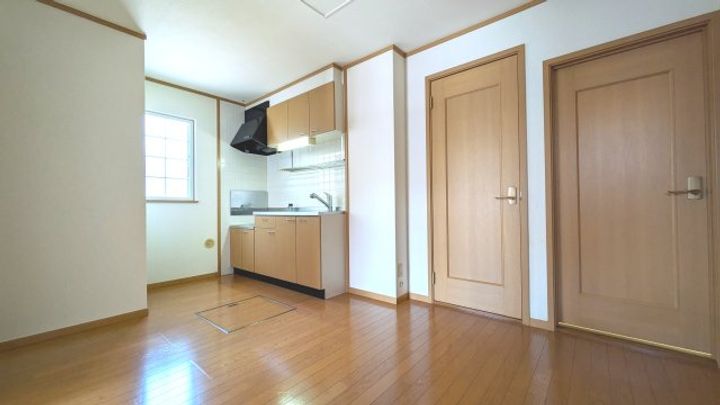 大阪府阪南市下出(アパート)の賃貸物件の居間