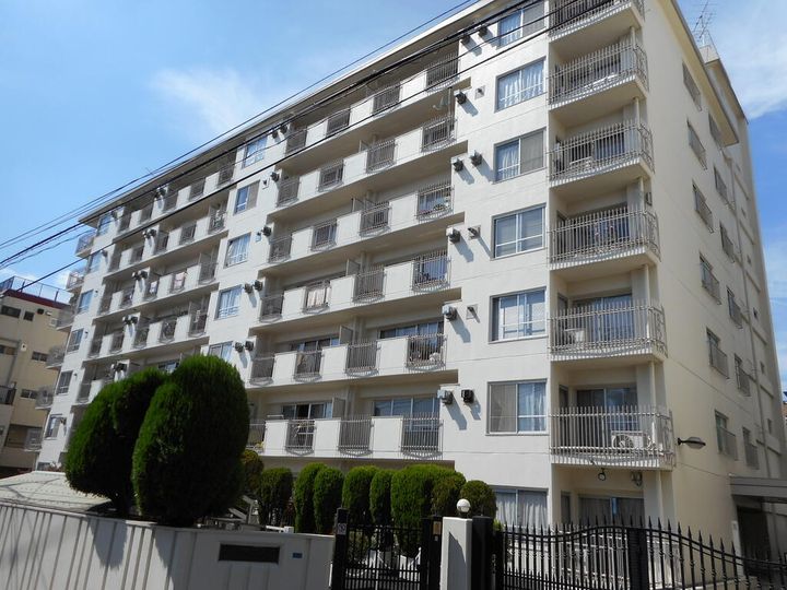 東建参宮橋マンションの外観