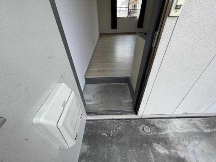 城陽ハイツの玄関
