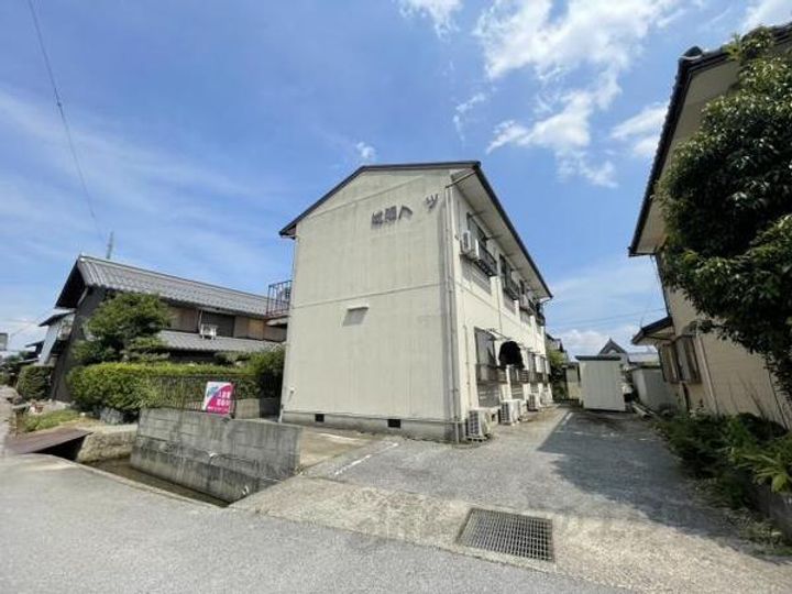 城陽ハイツの外観