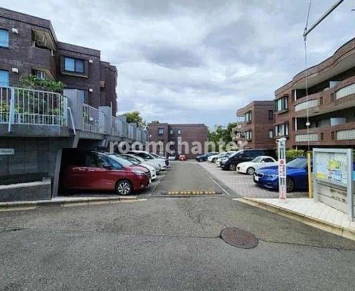 Court Hills 白楽東1号棟の地図