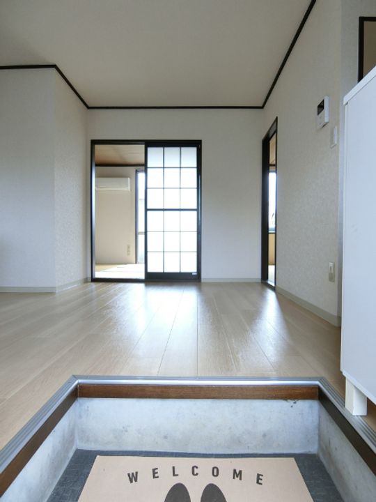 エスポワールハイツの玄関