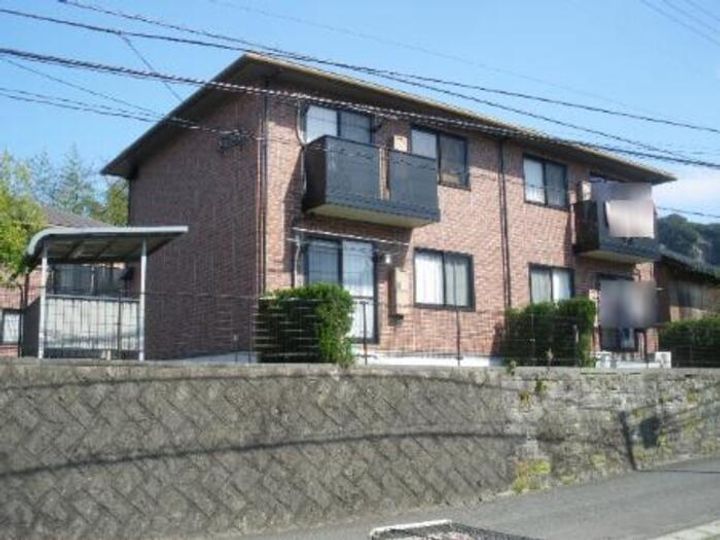 レインボー清水 A棟の外観