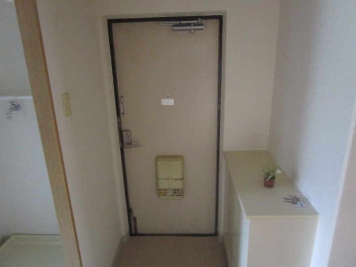 第2スペランザ大住の玄関