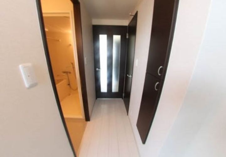 シェリールソルの玄関