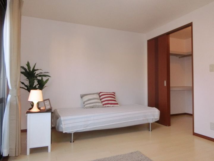 千葉県市川市下貝塚2(一戸建)の賃貸物件の居間