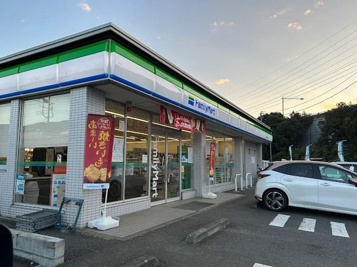 フレグランスY・K Iの周辺