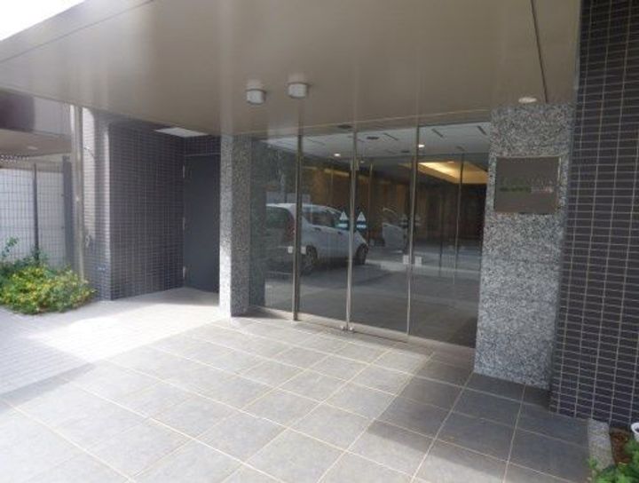 東京都港区三田5(マンション)の賃貸物件の地図