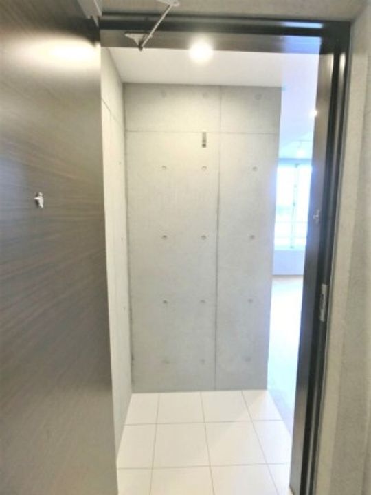 東京都杉並区高円寺北2(マンション)の賃貸物件の玄関