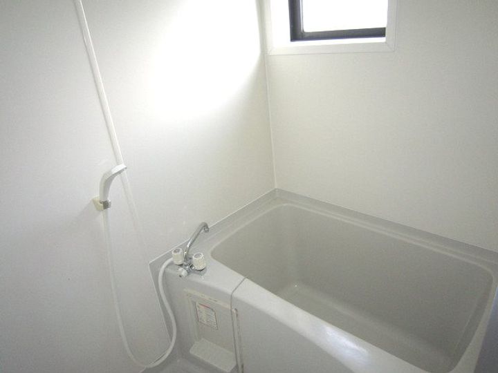 ヴェル・フルールEの風呂