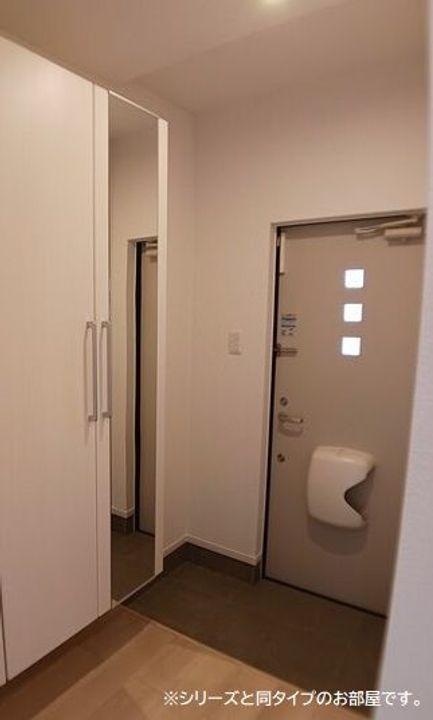 リヴィエール・ピリエIの玄関