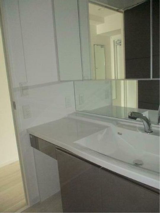 クレストコート志村坂上の内装