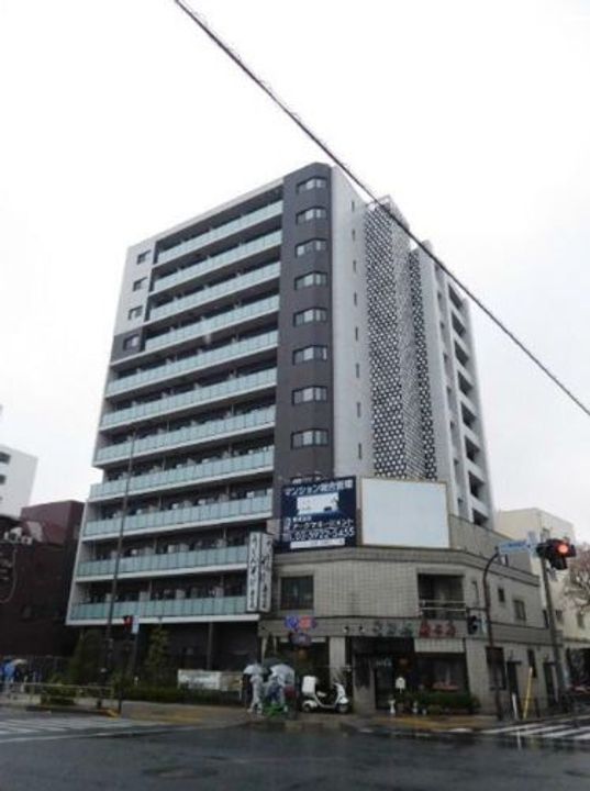 クレストコート志村坂上の外観