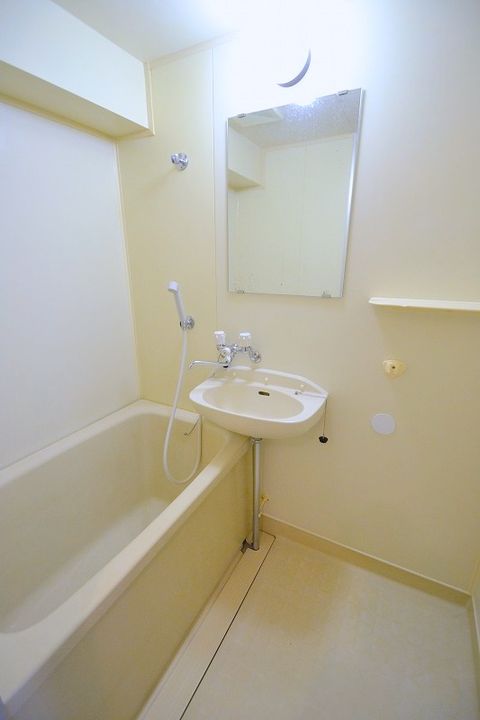 コーポナマタメの風呂