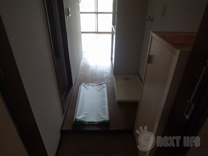 東京都稲城市大丸(マンション)の賃貸物件の玄関