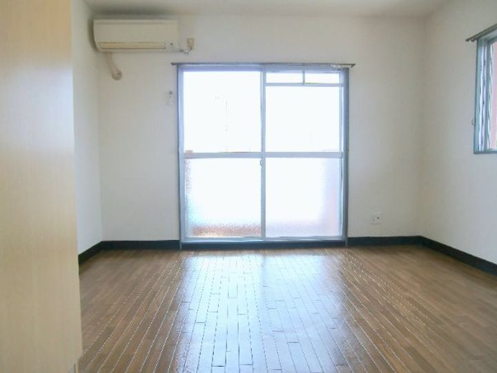 アークヒルズの居間