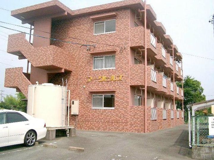 アークヒルズの外観